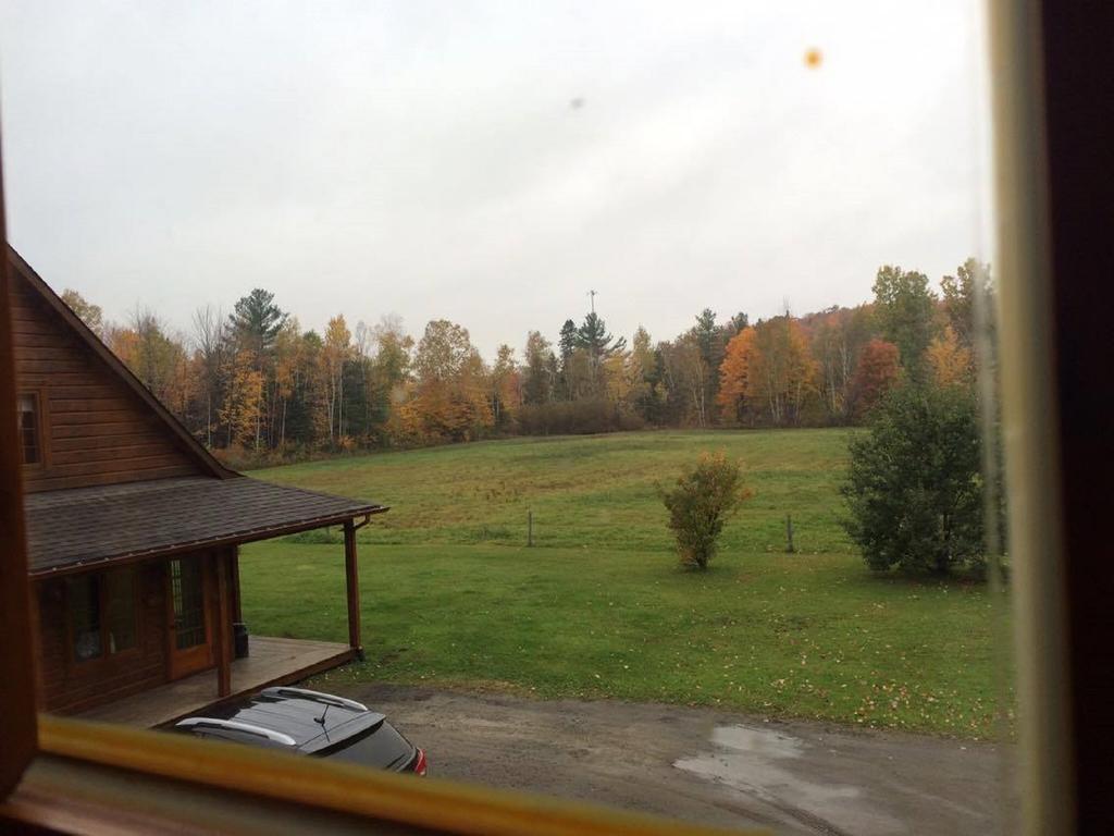 Le Chalet Leilighet Shawinigan Eksteriør bilde