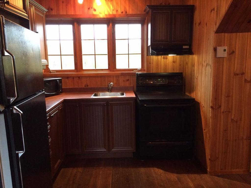 Le Chalet Leilighet Shawinigan Eksteriør bilde